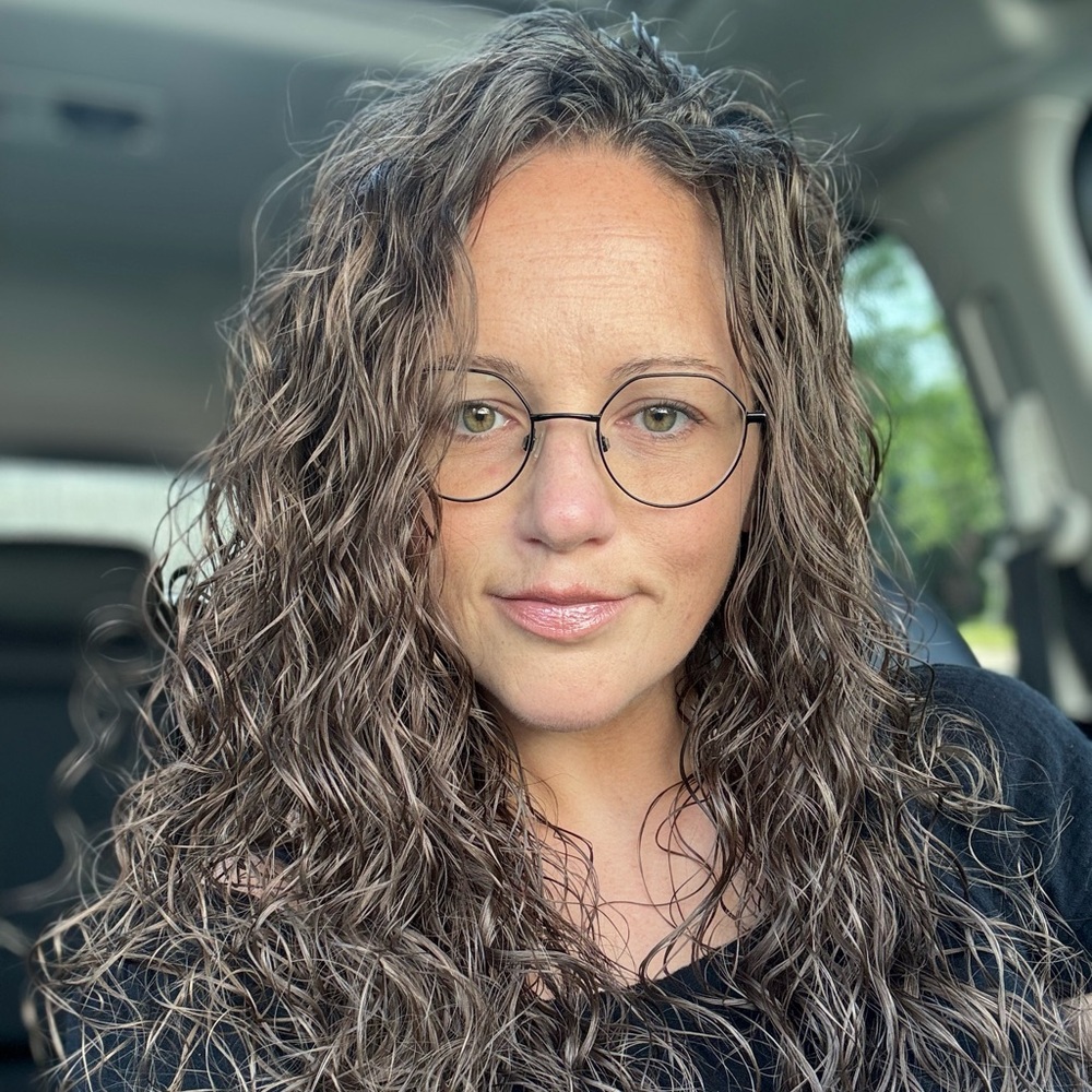 Meet your Posher, Brittney